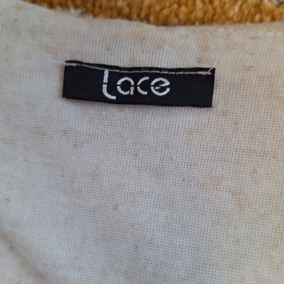 Silver And Cream Bolero - Picture 4 of 4